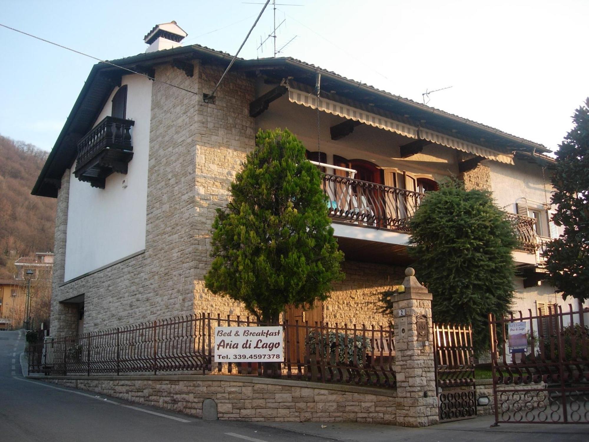 باراتِكو B&B Aria Di Lago المظهر الخارجي الصورة